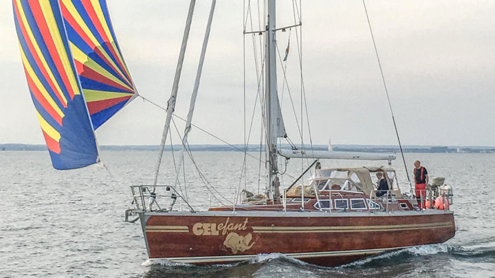 Exklusive Mittelcockpit Yacht 45